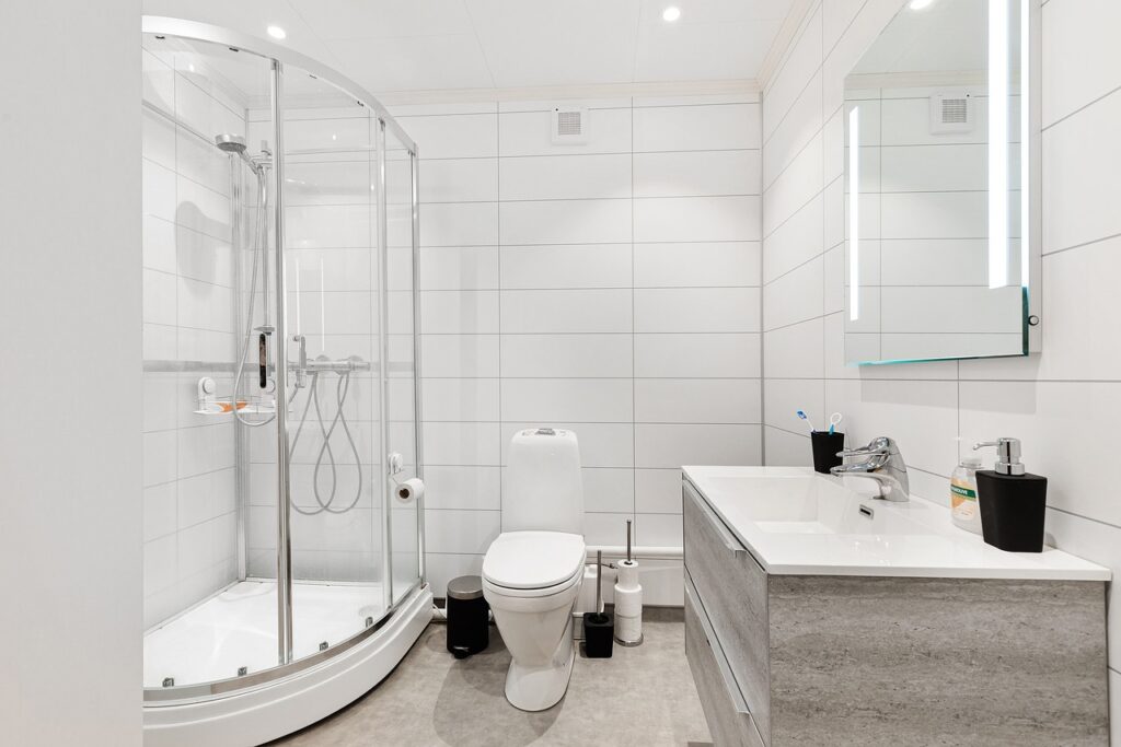 bathroom with shower enclosure