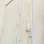 bath shower doors